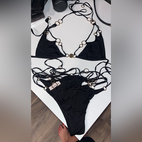 Swimsuit - Picture 2 of 3